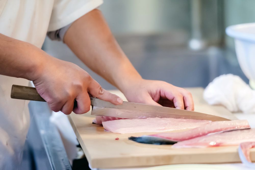 鮮魚加工に役立つ資格と取得メリット